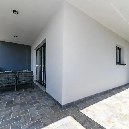 Holiday Home Ivan Makarska Exterior photo