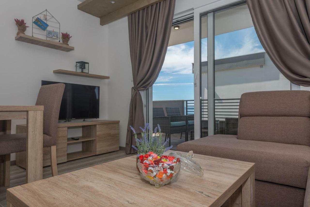 Ivan Apartment *